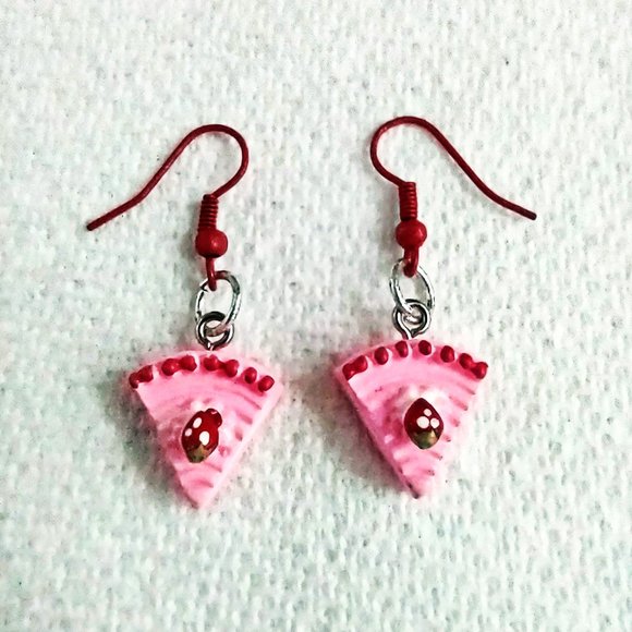 Handmade Strawberry Cake Earrings Cute Kitsch - Picture 2 of 4